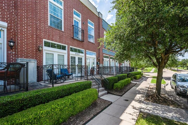3707 Patience Boulevard E  Dallas TX 75236 photo
