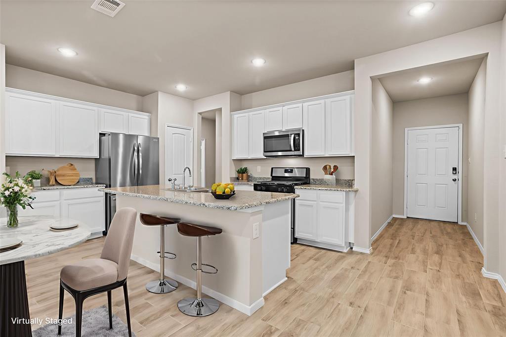 Property Photo: 2904 Brittlebush Drive TX 76108