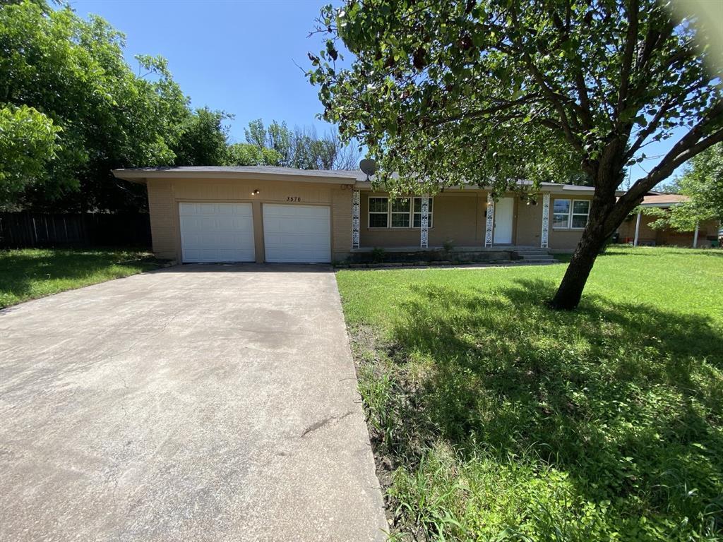 Property Photo: 3570 Paramount Street TX 76117