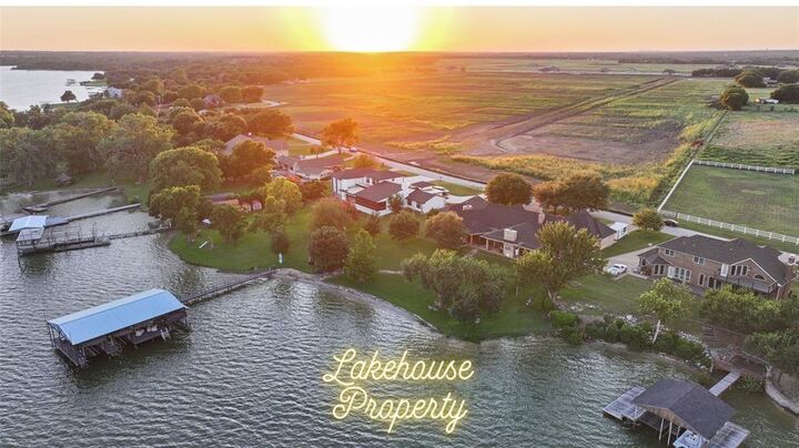 129 Lakeshore Drive  Waxahachie TX 75165 photo