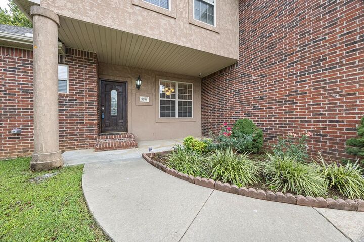 Property Photo: 3088 N Dorchester Drive AR 72703