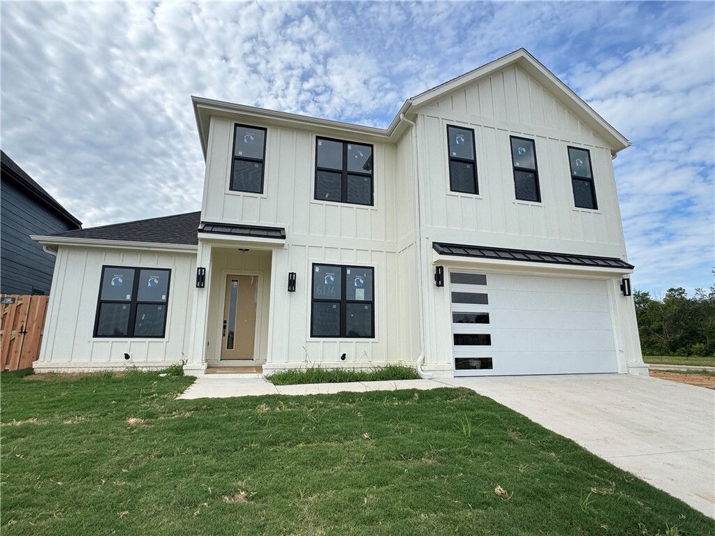 Property Photo: 4116 Erin Drive AR 72758