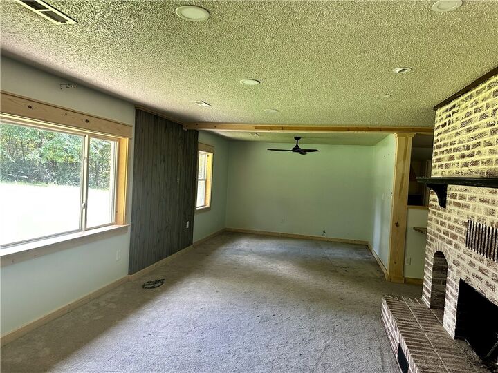 Property Photo: 17900 Crestwood Drive AR 72761