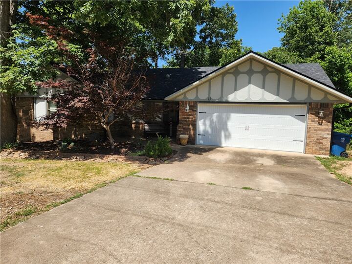 Property Photo:  13 Kensington Drive  AR 72715