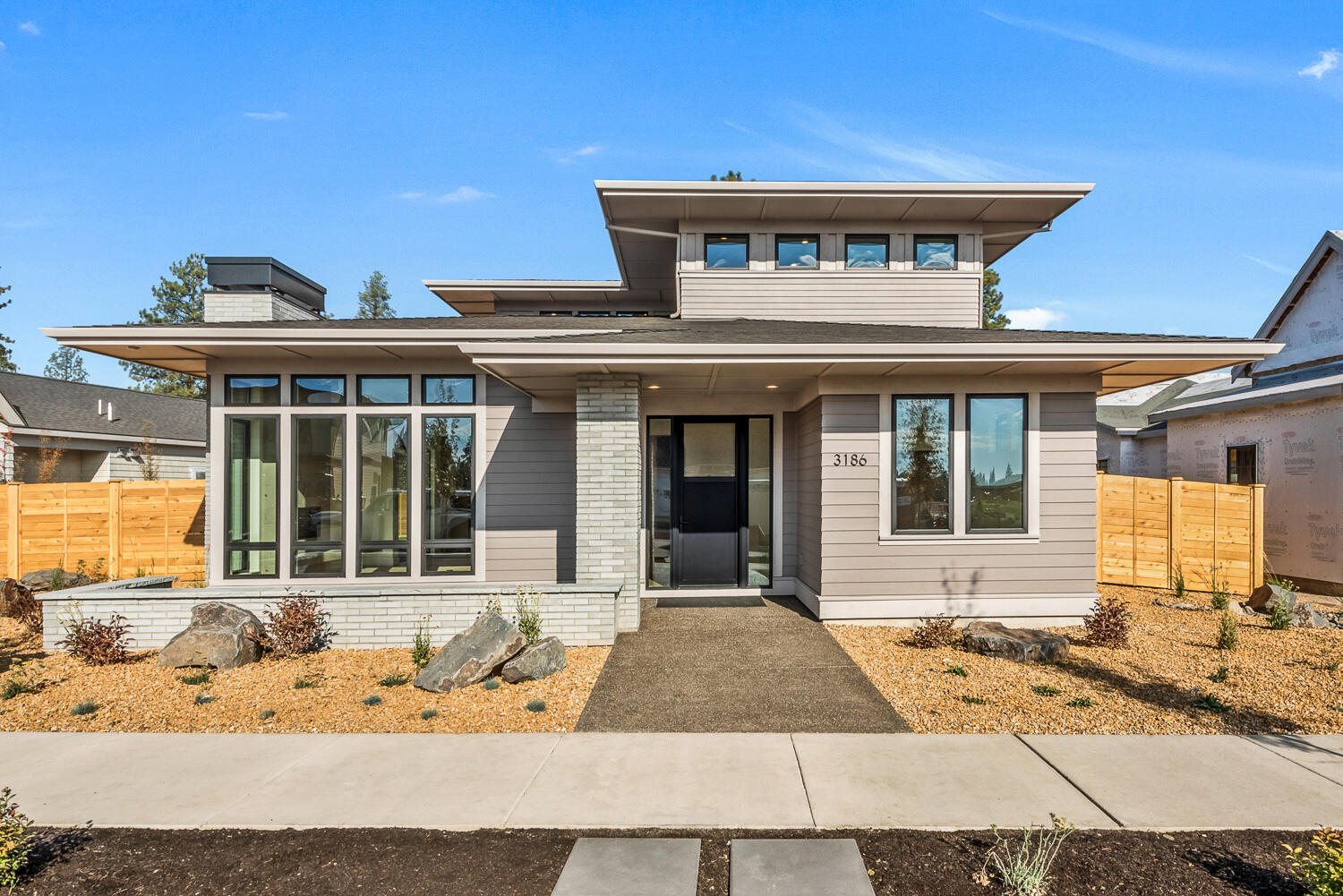 Property Photo: 3186 NW Strickland Way OR 97703