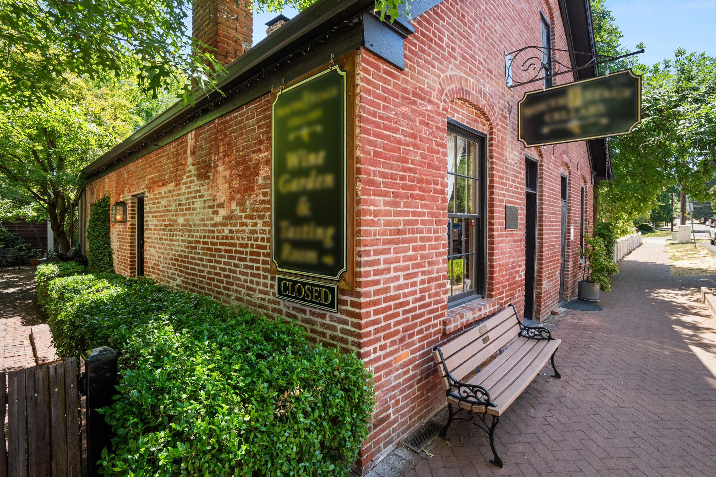 Property Photo: 125 S 3rd Street OR 97530