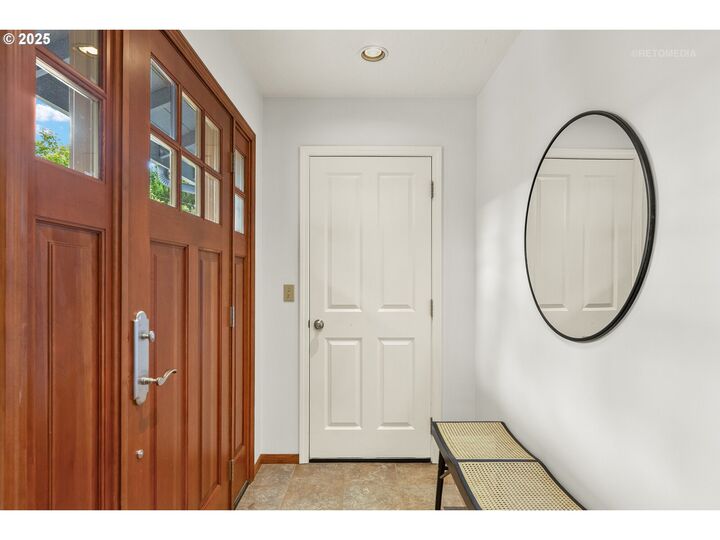 Property Photo: 6731 SW 11th Dr OR 97219