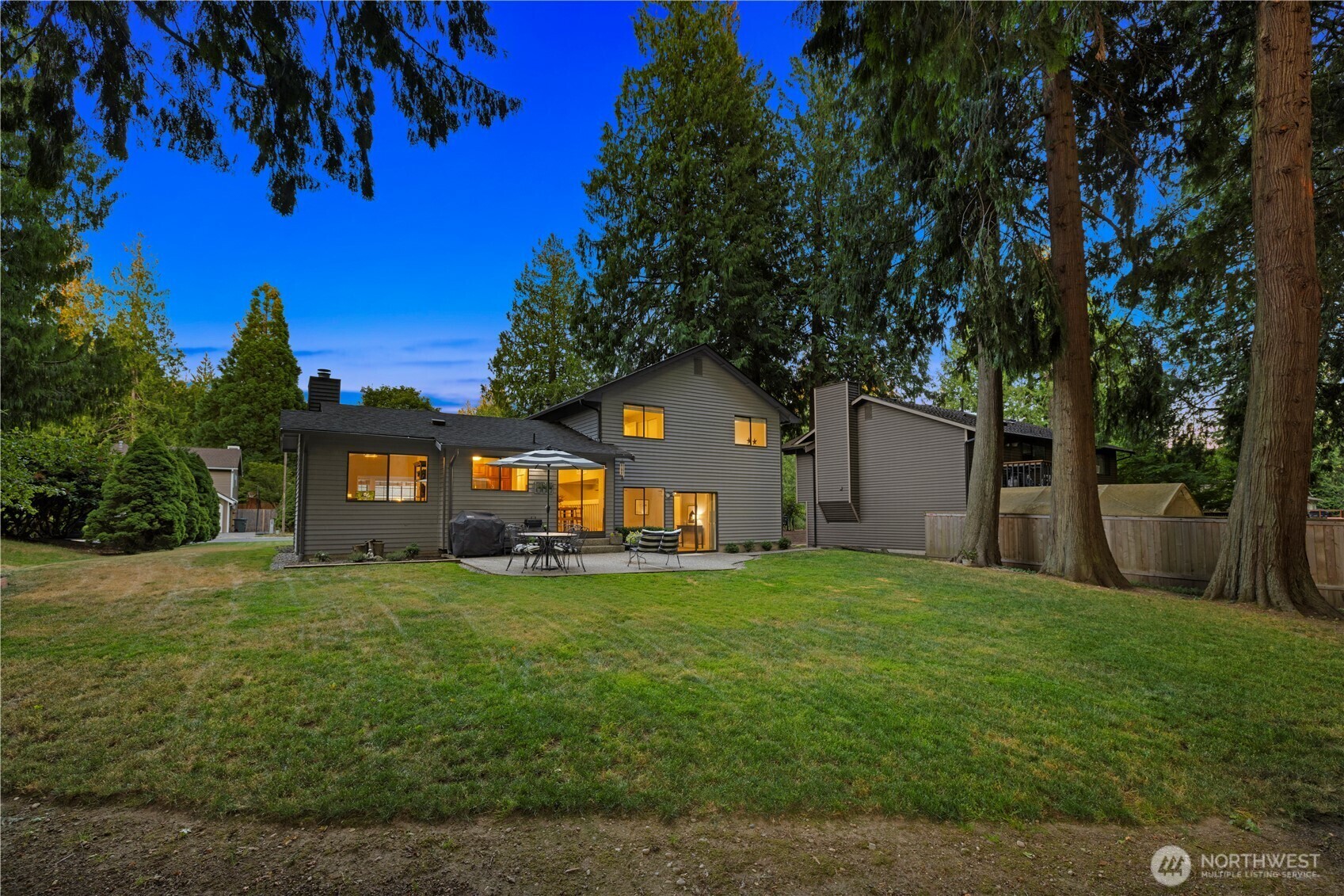 Property Photo: 1513 220th Place NE WA 98074