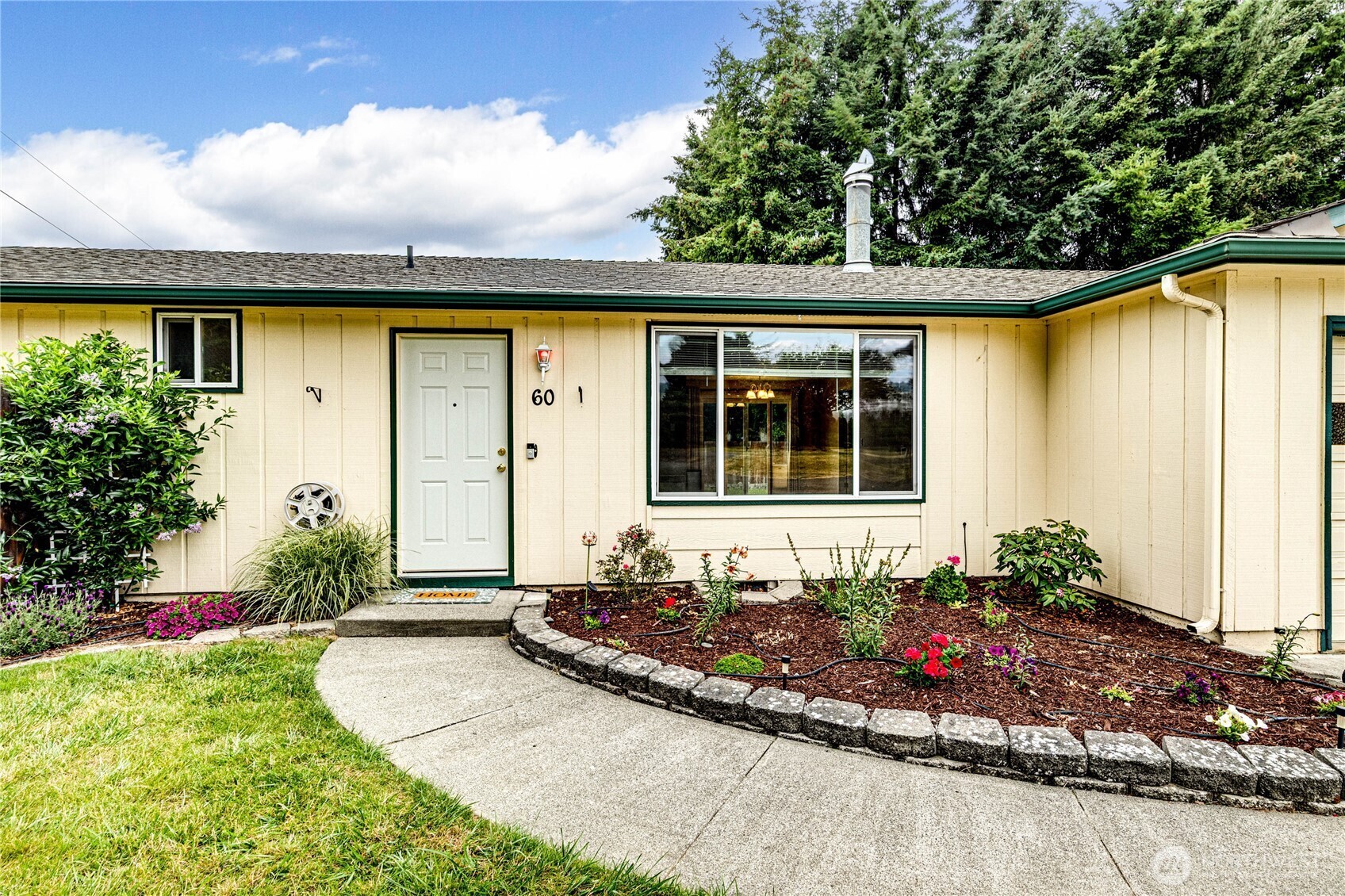 Property Photo: 60 Crystal Court WA 98382