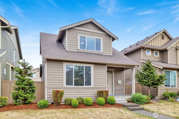Property Photo: 320 Tremont Avenue WA 98226