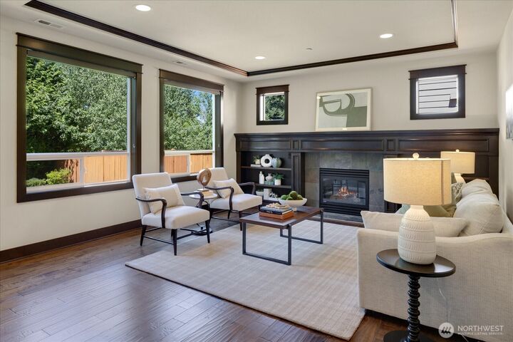 Property Photo:  6555  125th Avenue NE  WA 98033