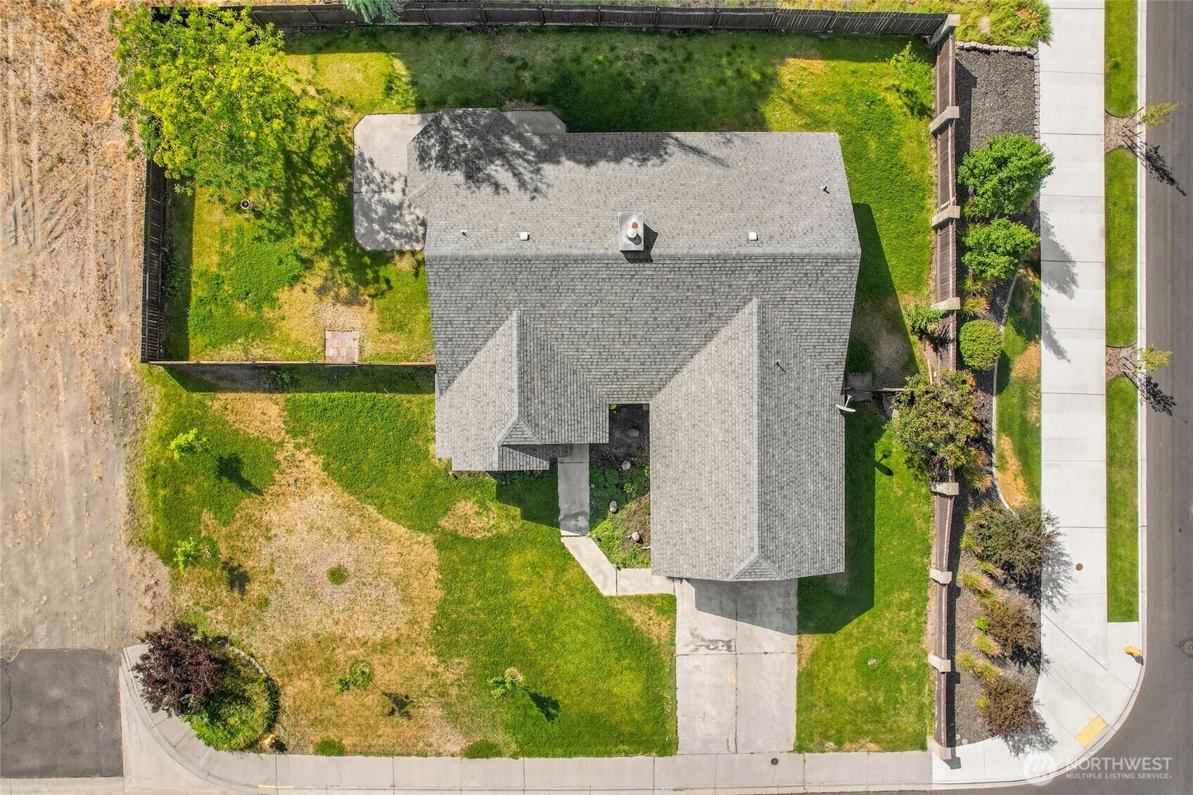 Property Photo:  4201 W Cove West Drive  WA 98837 