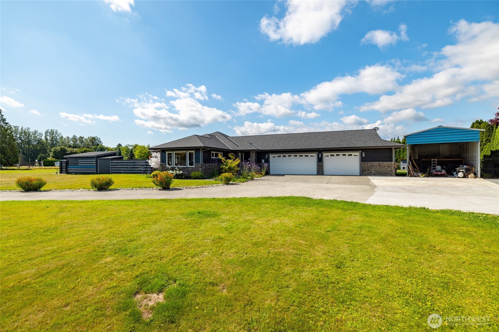 Property Photo: 500 Briza Lane WA 98284
