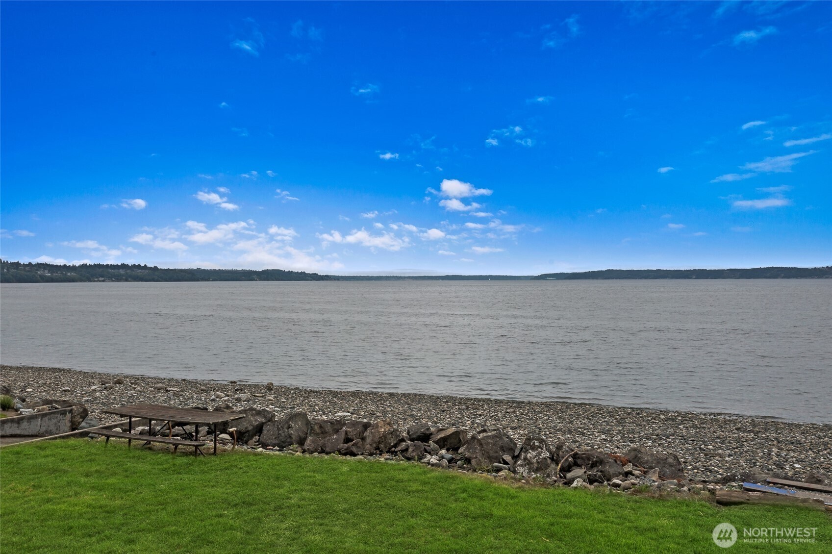 Property Photo:  26409  7th Avenue S  WA 98198 