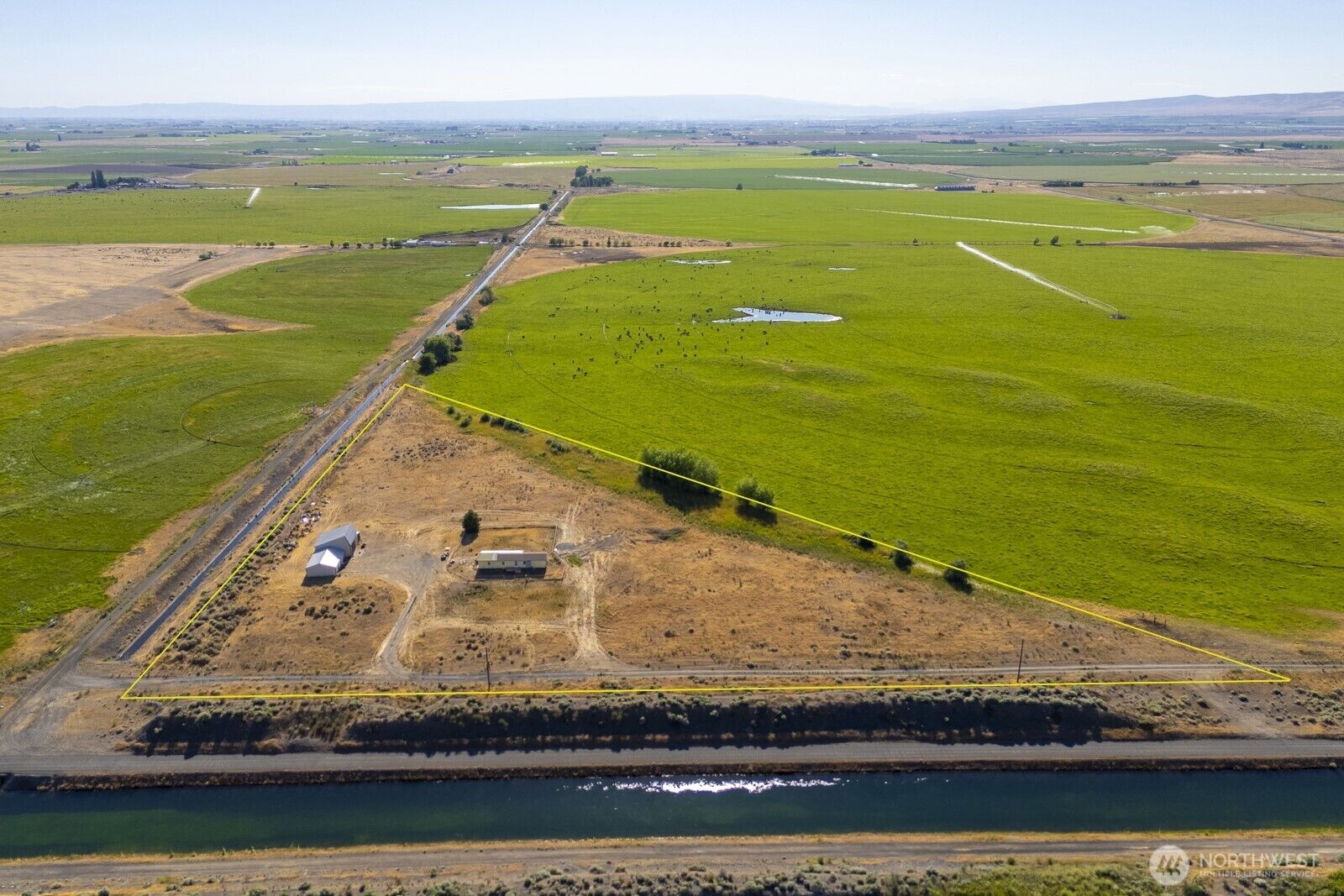 Property Photo:  8540  Road A  NW  WA 98823 