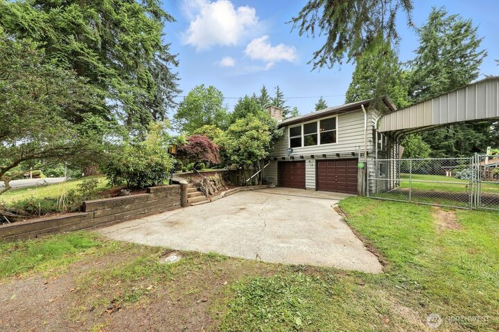 17562 SE 134th Street  Renton WA 98059 photo