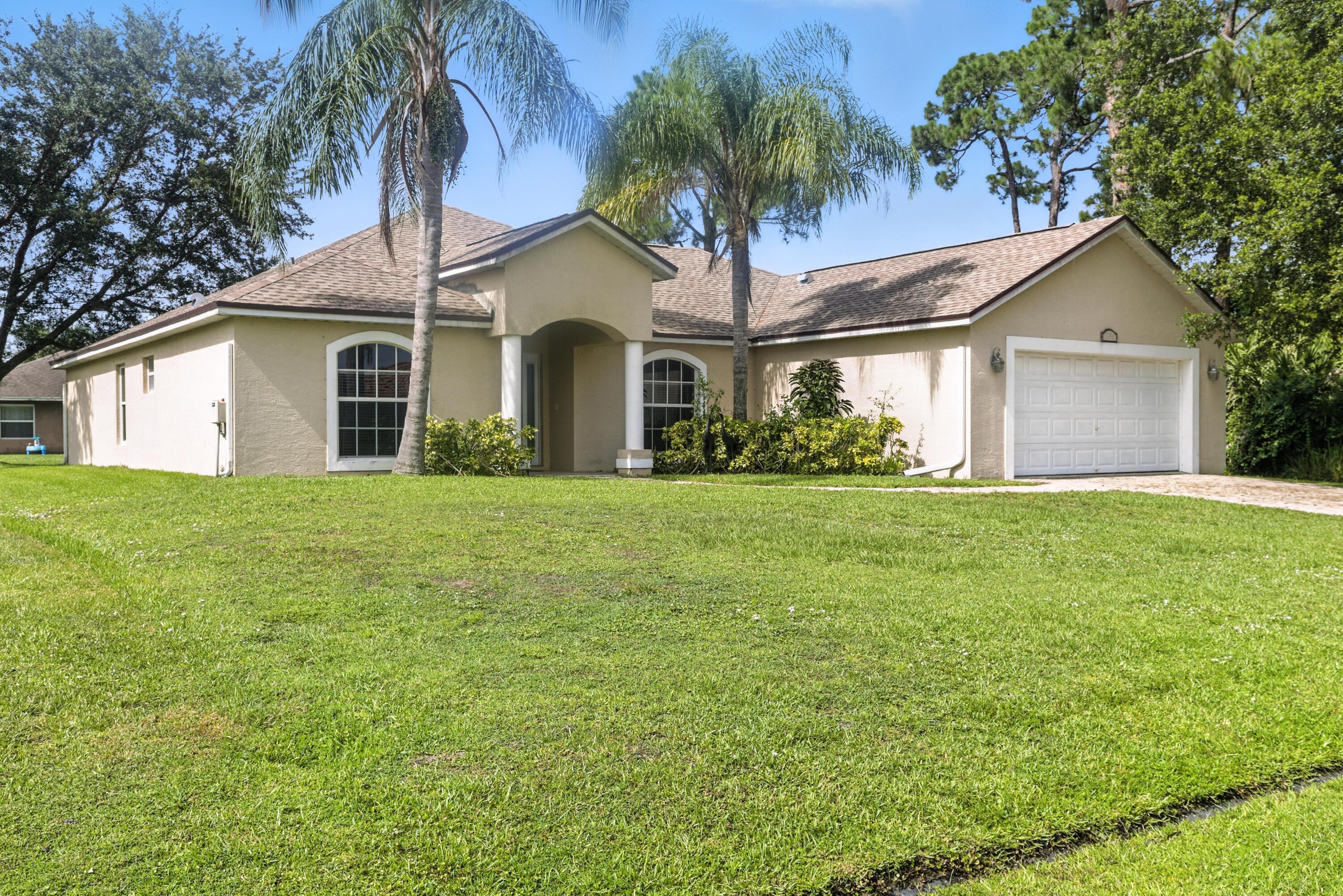Property Photo:  1456 SW Patricia Avenue  FL 34953 