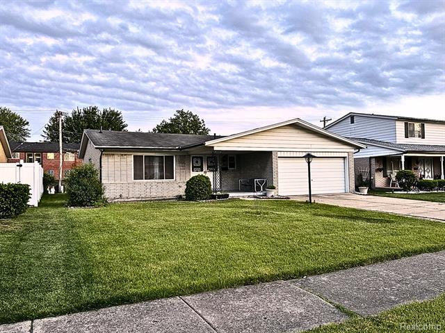 3942 Byrd Drive  Sterling Heights MI 48310 photo