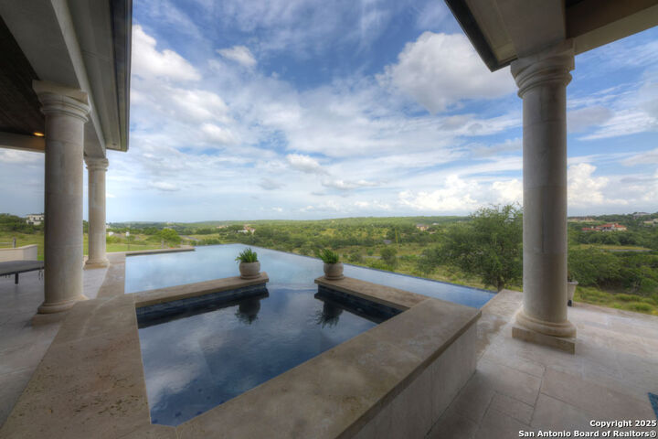 Property Photo: 1006 Ranger Ridge TX 78132