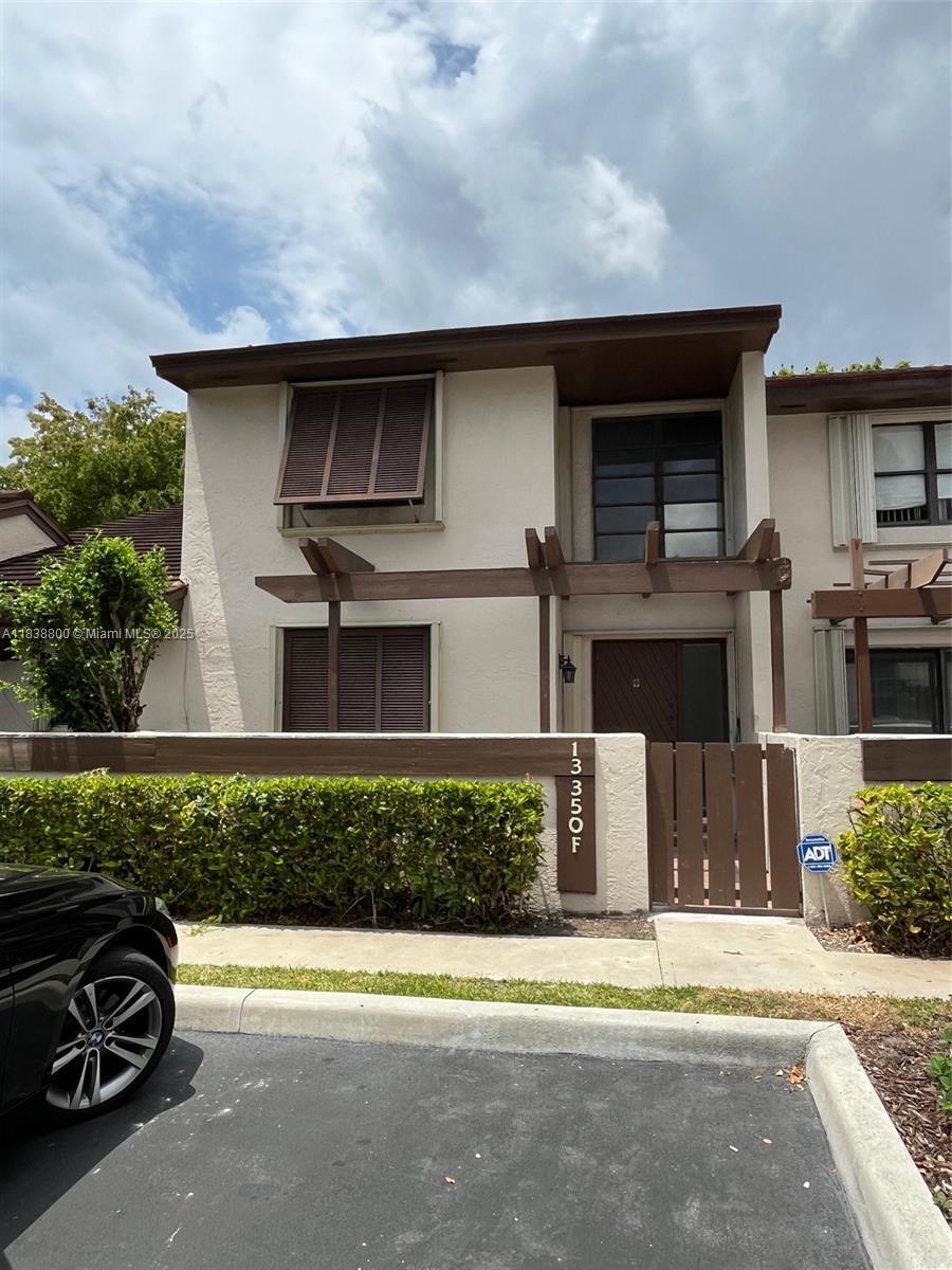 Property Photo: