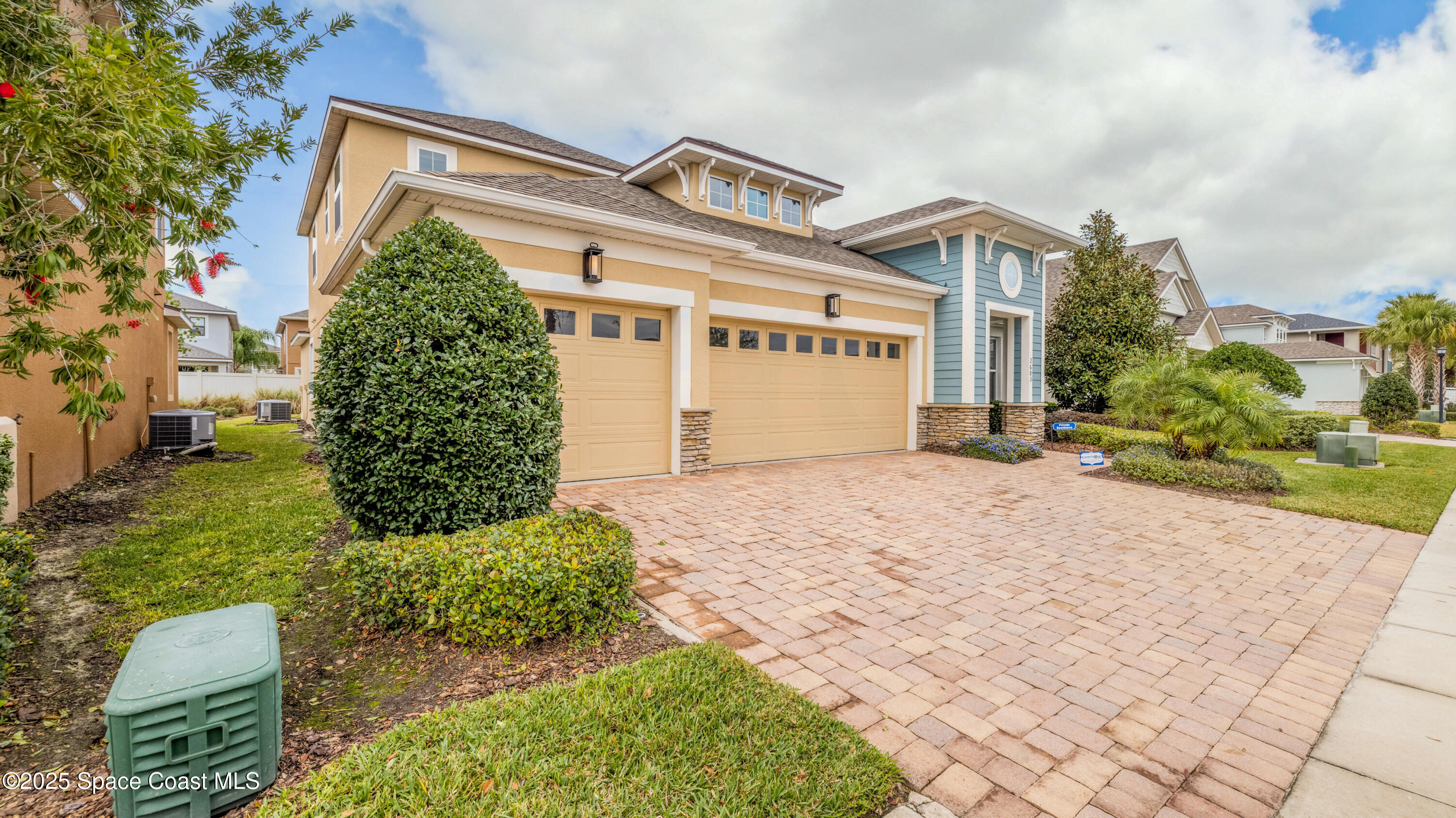 Property Photo: 2683 Amati Drive FL 34741