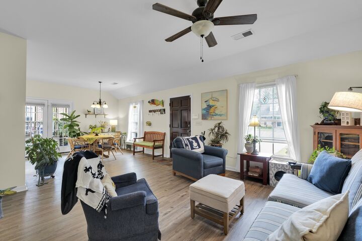 Property Photo: 360 W Pointe Drive SC 29301