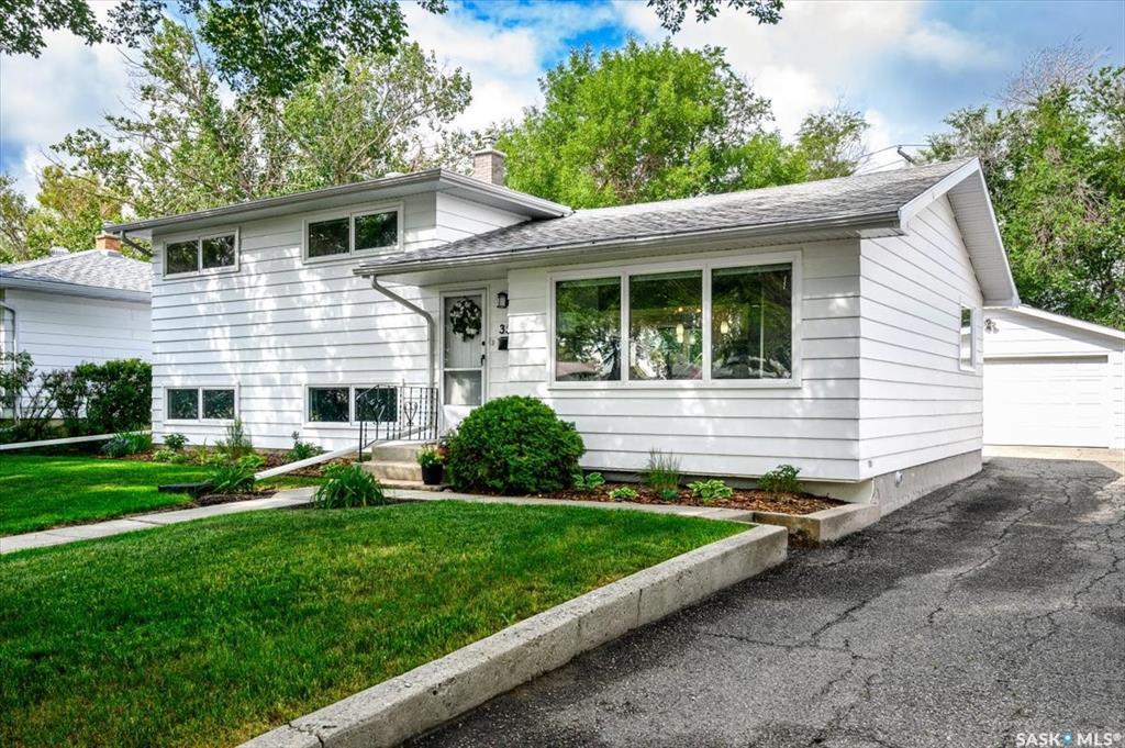 Property Photo: 3542 Queen Street SK S4S 2G3