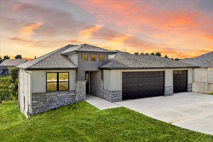 22041 Elderberry Road  Glenwood IA 51534 photo