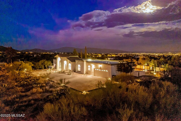 Property Photo:  5505 N Sundown Drive  AZ 85718 