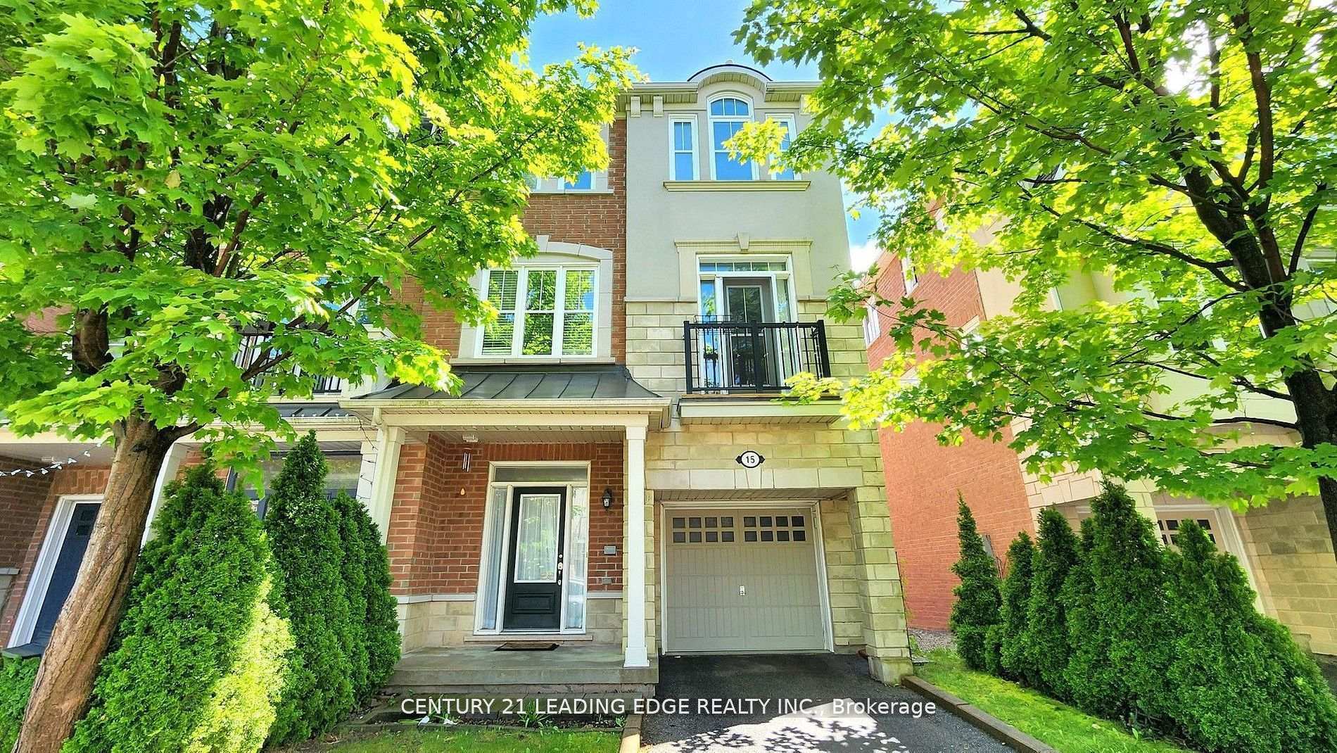 15 Yates Avenue  Toronto ON M1L 0C7 photo