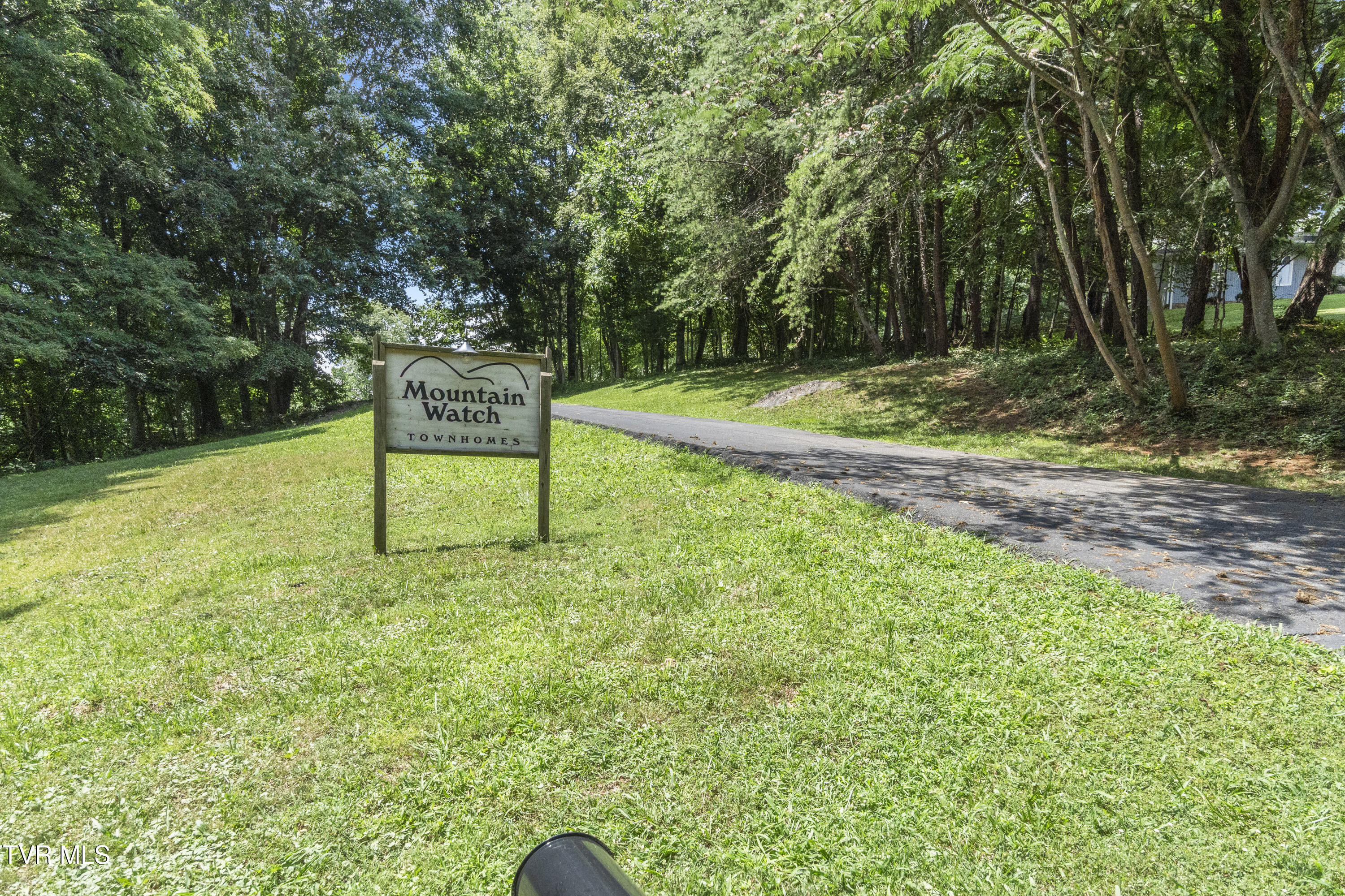 Property Photo: 225 Huckleberry Road 6 TN 37618