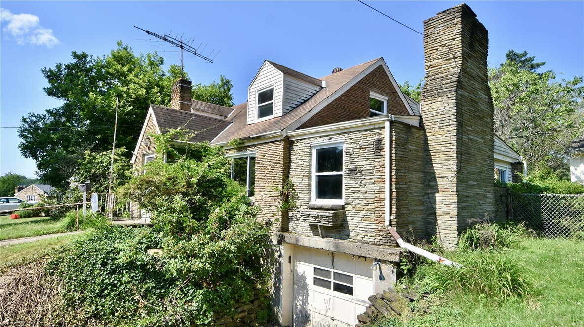 Property Photo:  4342 Overhill St  PA 15102 