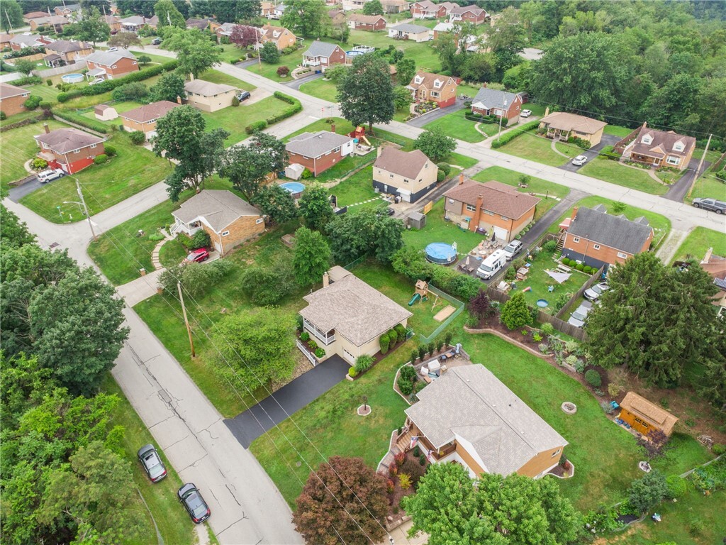 Property Photo: 4746 Bert Drive PA 15146
