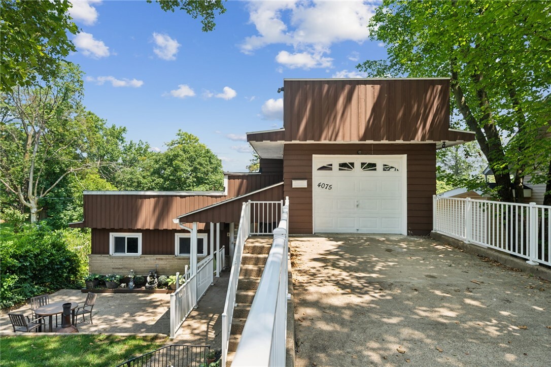 Property Photo: 4075 Greensburg Pike PA 15221