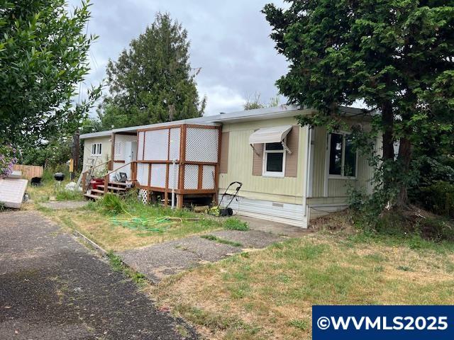 Property Photo:  34173 El Robles Av  OR 97405 