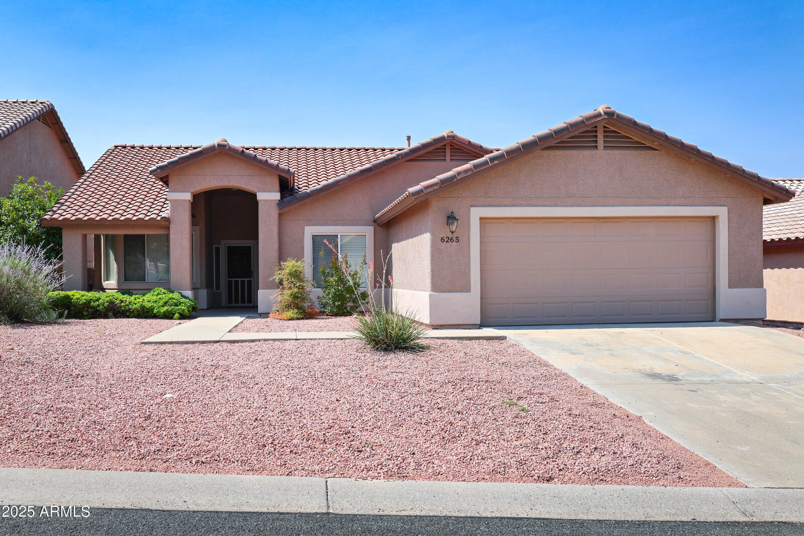 Property Photo: 6265 E Distant View Court AZ 86325