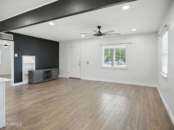 Property Photo:  4006 N 11th Avenue  AZ 85013 