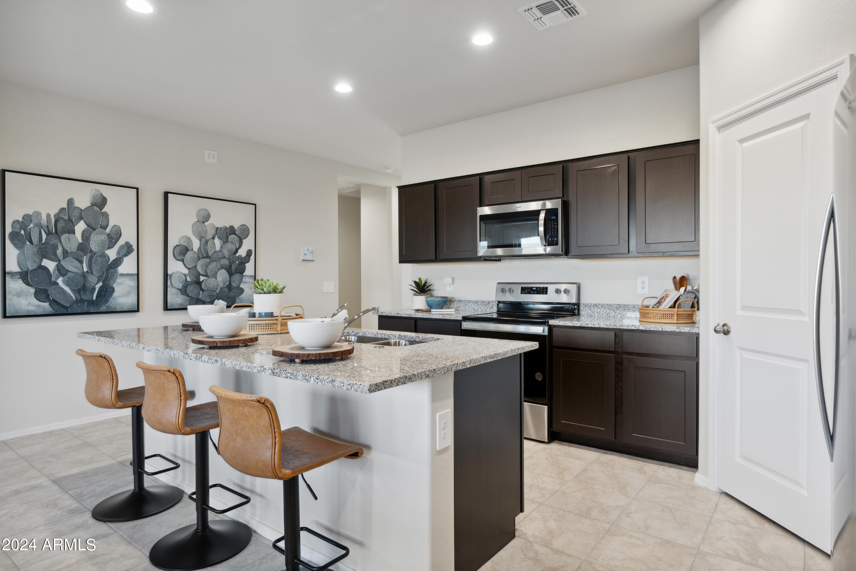 Property Photo:  5722 E Freesia Lane  AZ 85140 