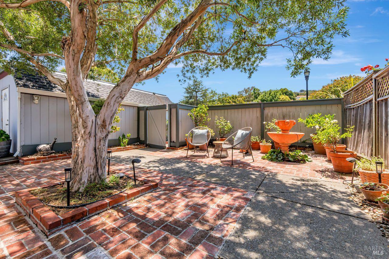 Property Photo: 2541 Topaz Drive CA 94945