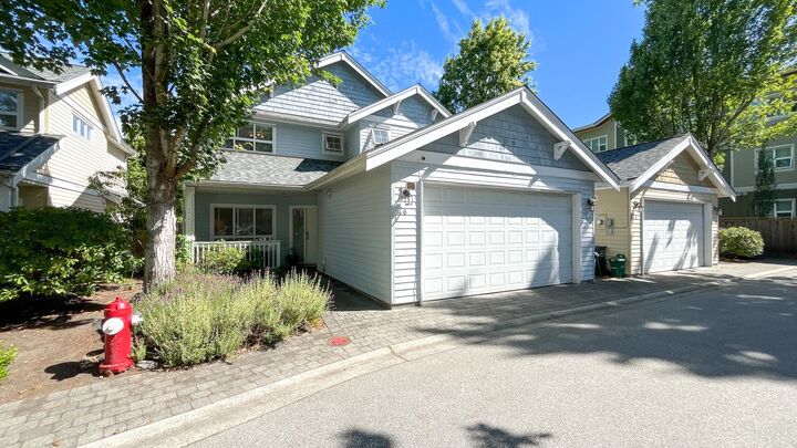 Photo de la propriété:  4791 Steveston Highway 6  BC V7E 2K4