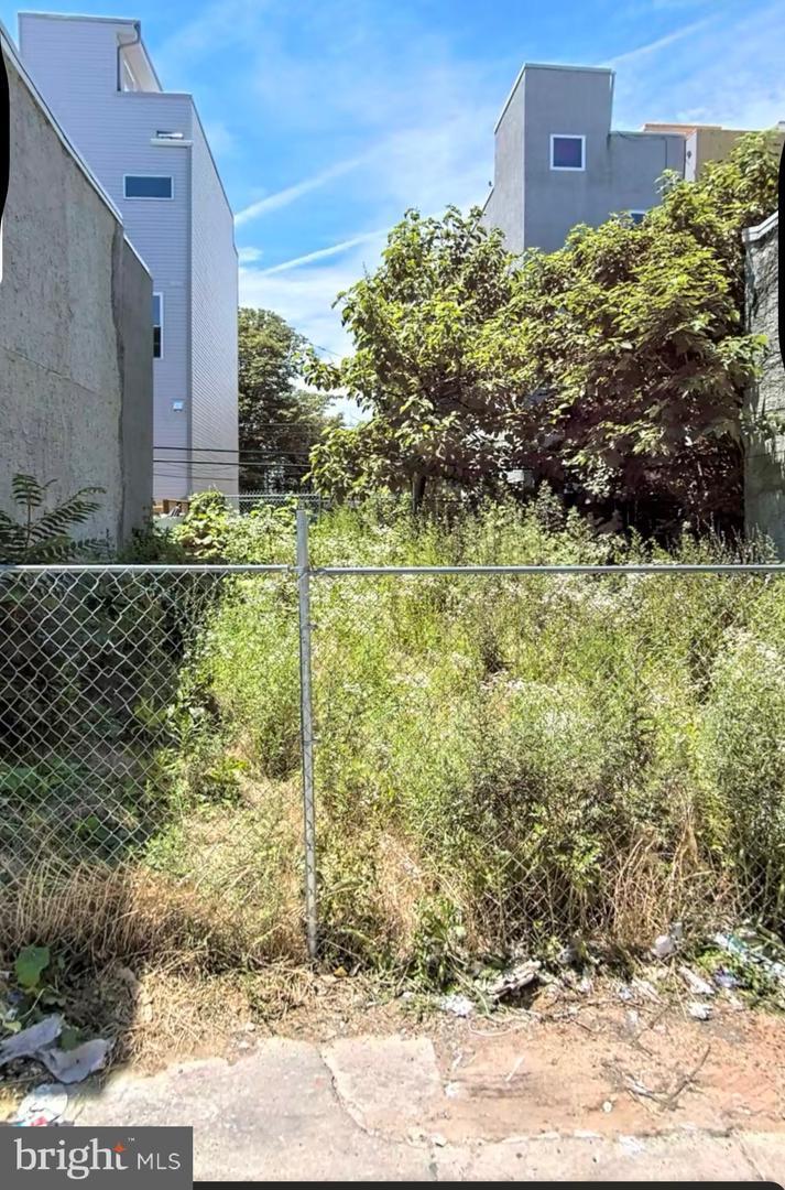 Property Photo:  1330 S Colorado Street  PA 19146 