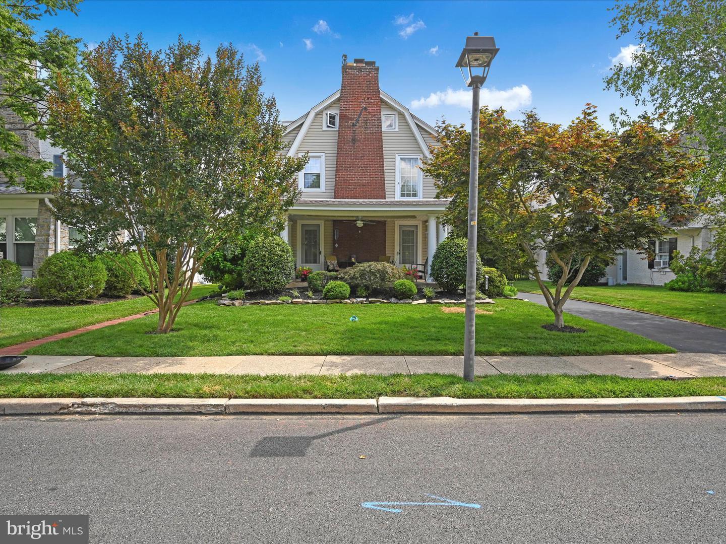 Property Photo: 527 Hampshire Road PA 19026