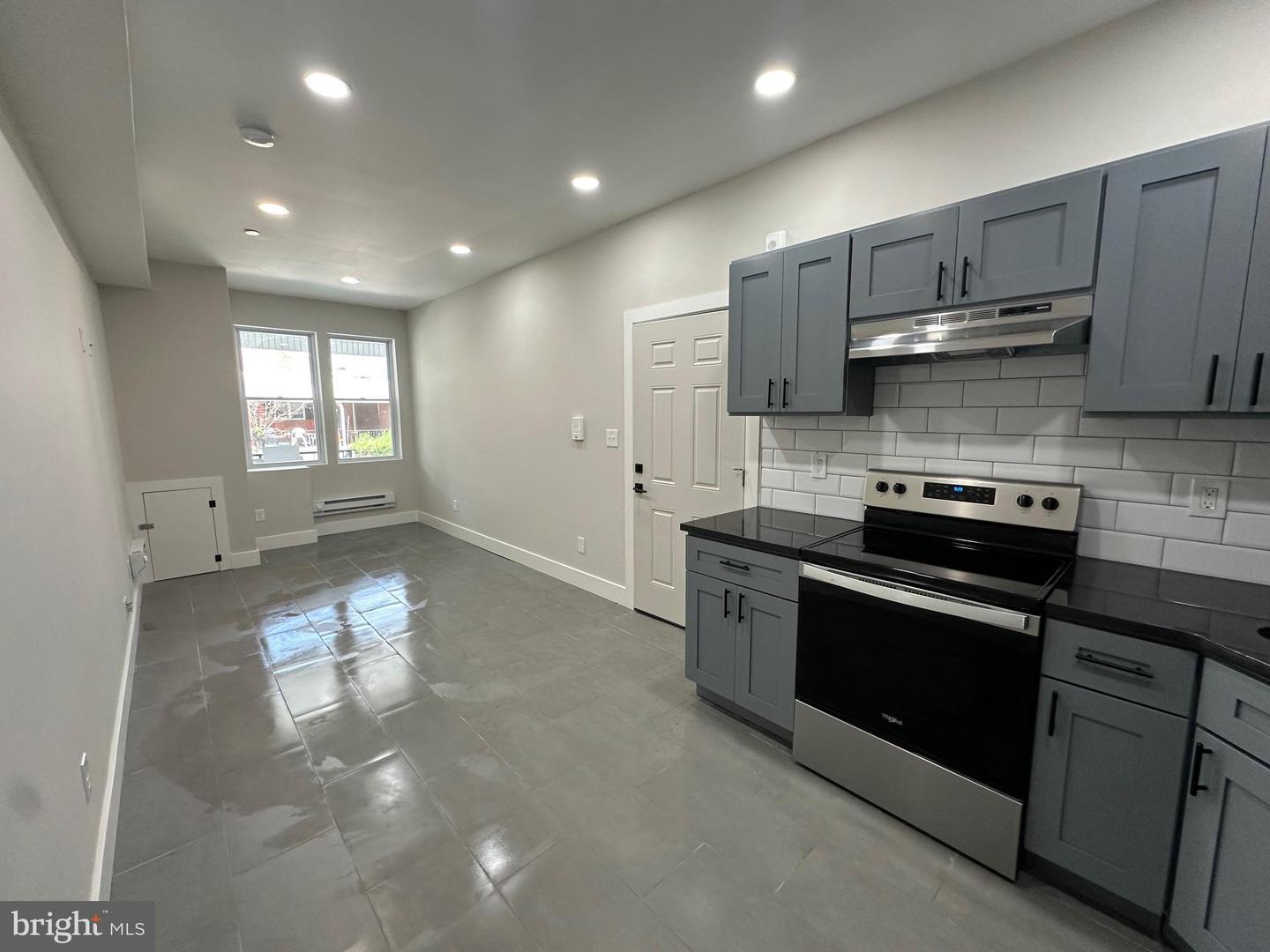 Property Photo: 1806 W Ontario Street PA 19140