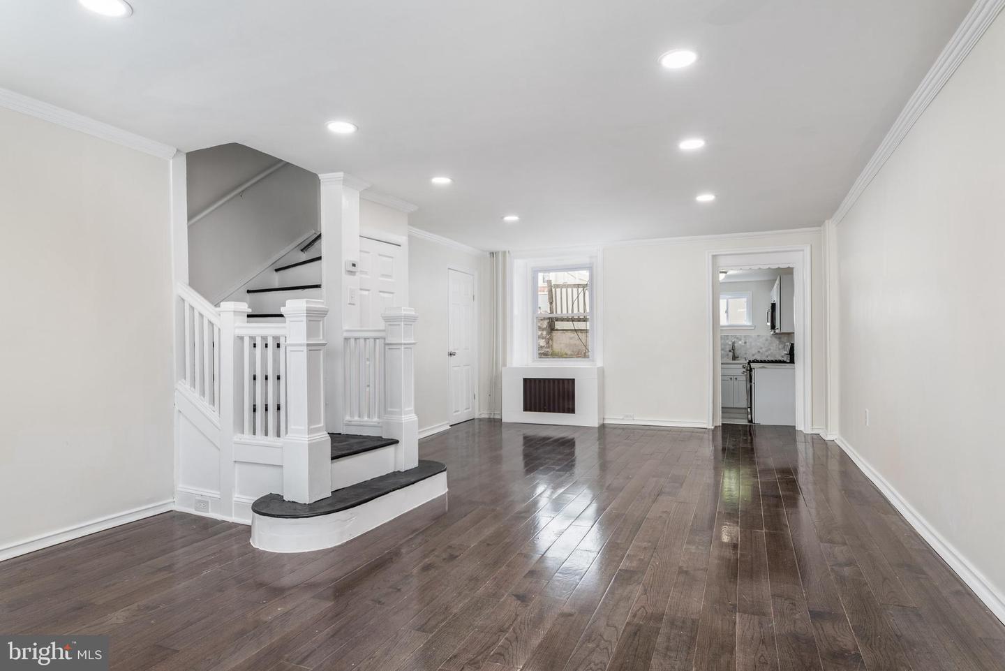 Property Photo: 120 Grape Street PA 19127