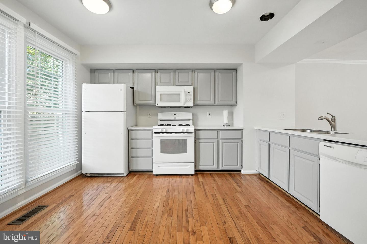 Property Photo: 9763 Mock Orange Court VA 20110