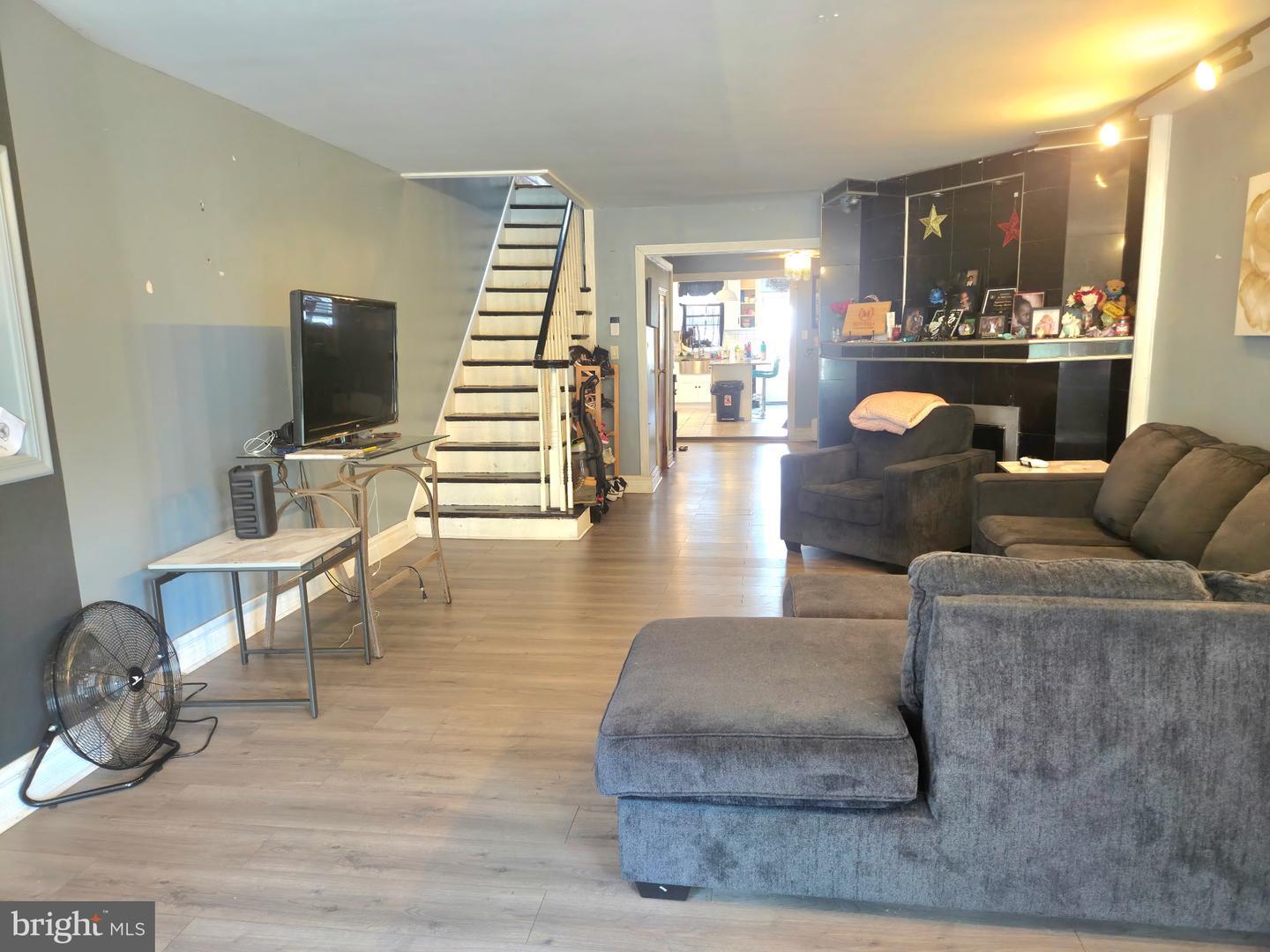Property Photo: 216 E Roosevelt Boulevard PA 19120