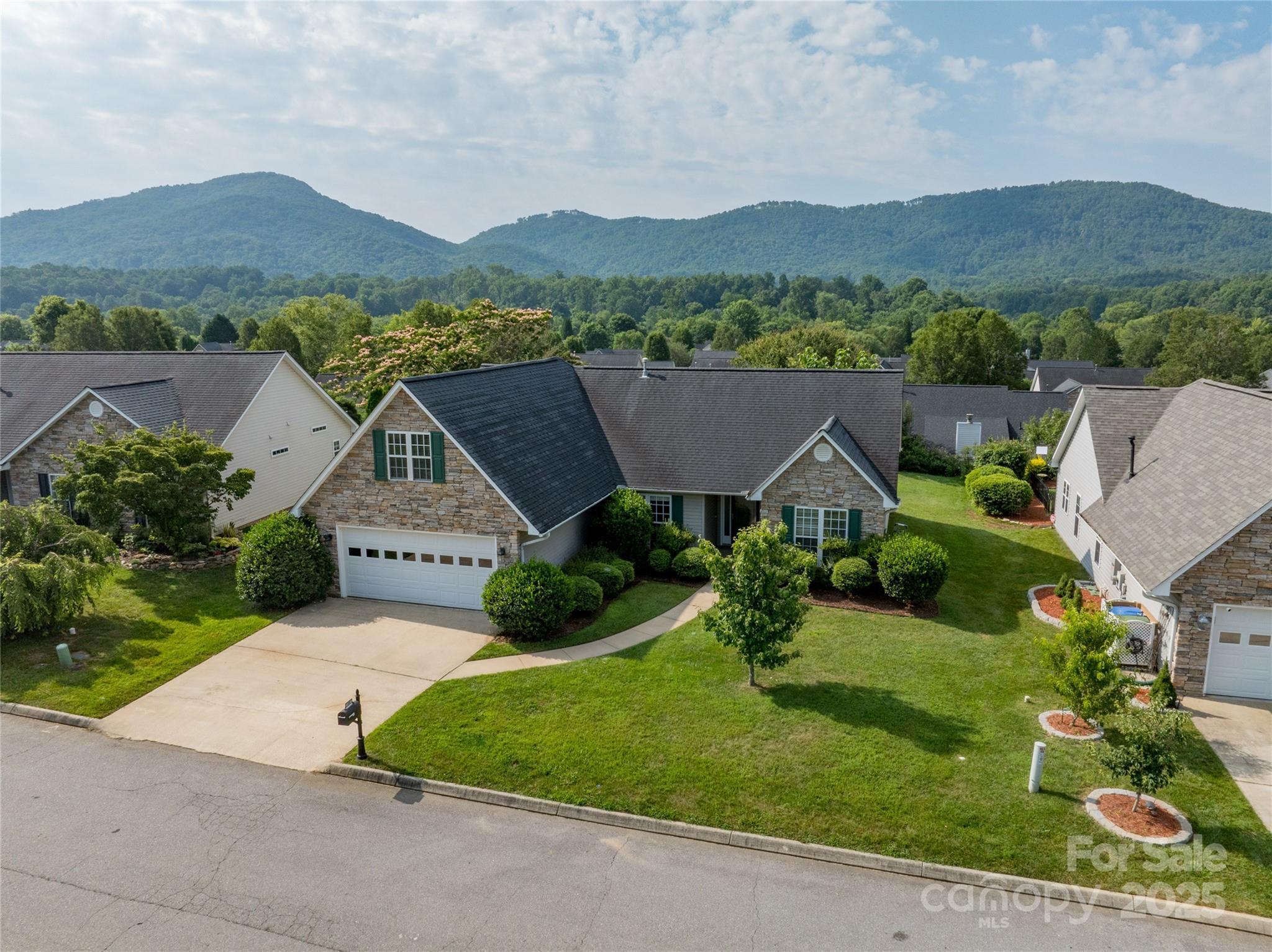 Property Photo: 34 Dove Hollow Road NC 28732