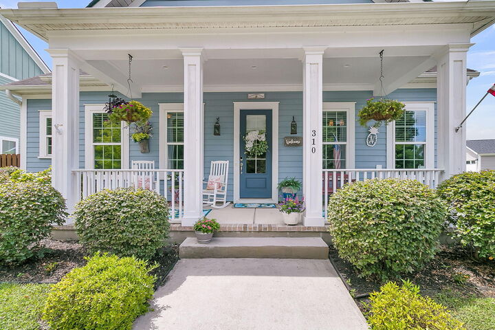 Property Photo: 310 Woodgate Way SC 29485