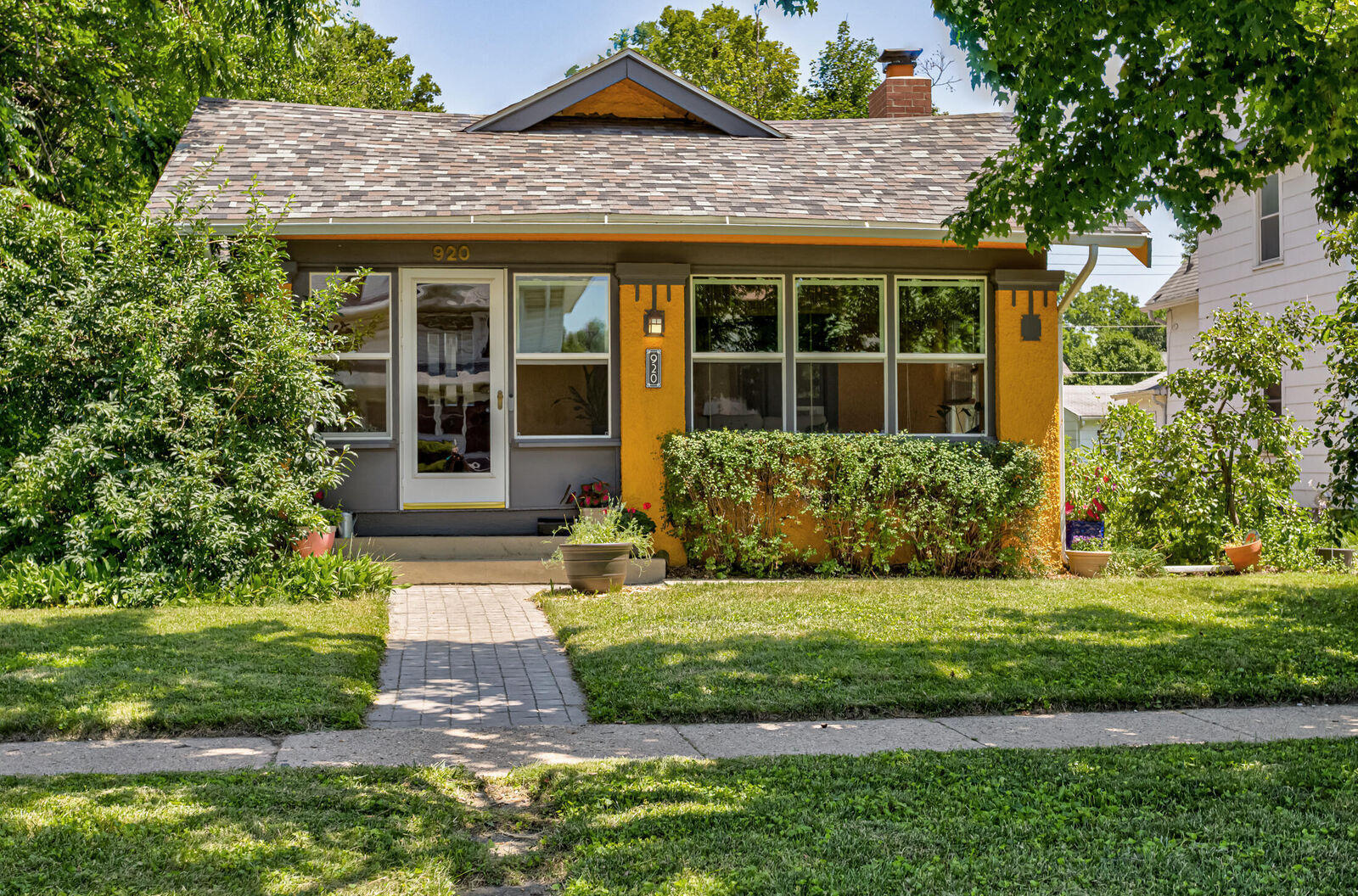 Property Photo:  920 Clark Avenue  IA 50010 