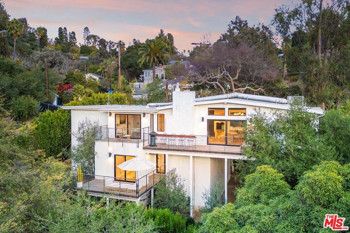 2785 Laurel Canyon Pl  Los Angeles CA 90046 photo